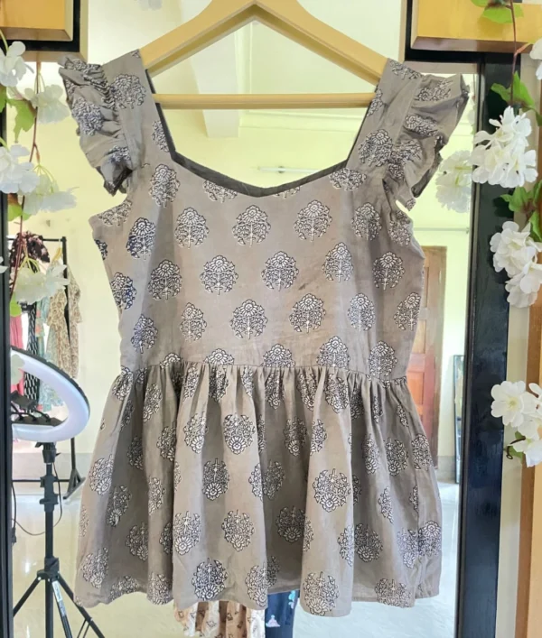 Ruffle top - k3 style studio - chinsurah, hooghly, india